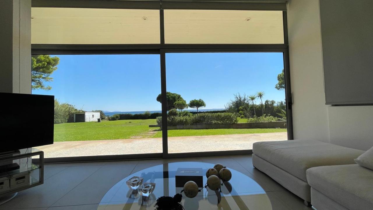 Beachfront Villa Hoopoe Schinias, Marathon Экстерьер фото