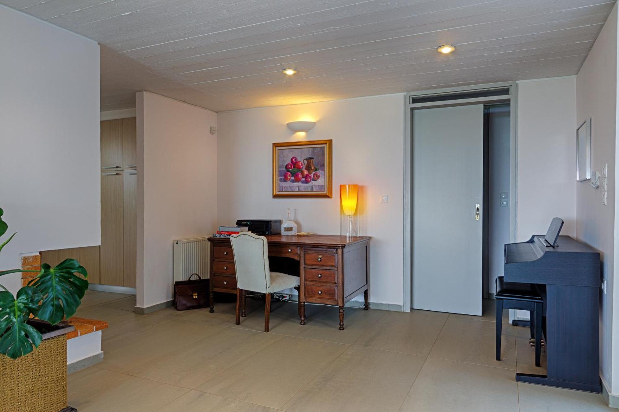 Beachfront Villa Hoopoe Schinias, Marathon Экстерьер фото